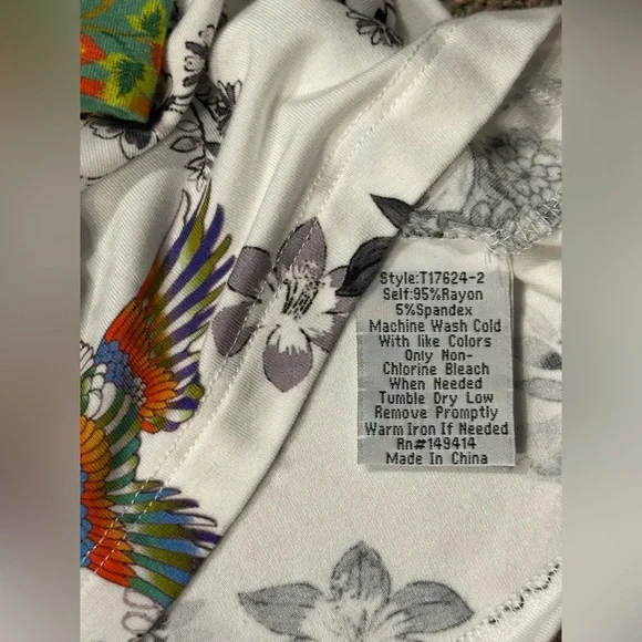 Johnny Was Floral and Bird Print Long Sleeve Shirt. Dreamer Garden. Size Medium - Picture 5 of 5